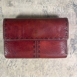 Fossil Vintage burgundy leather bifold wallet decorative stitching